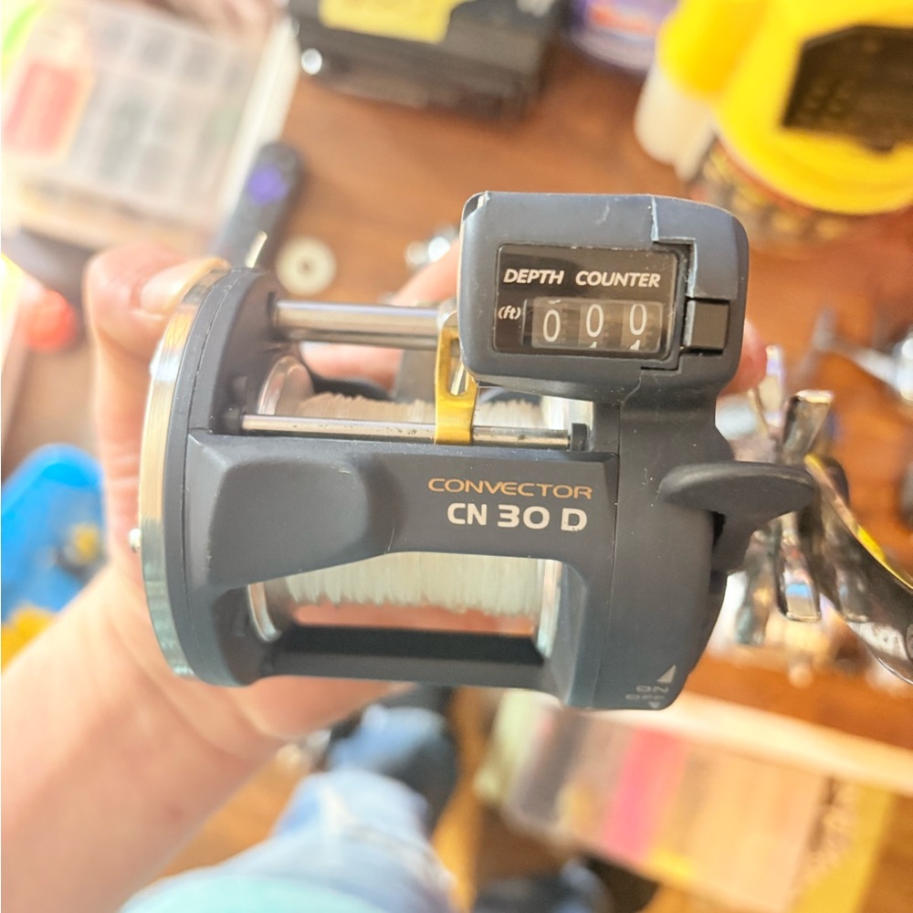Assorted Fishing Reels Collection - Picture 7 of 13